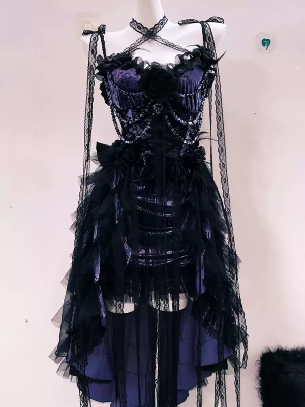 画像6: オリジナルの紫色のロングドレス、エレガントで洗練された、中世ゴシックスタイルの高級スリミングドレスコスプレ 衣装 通販 オーダーメイド