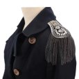画像5: ファッションタッセル肩章 2色 メタルパンクショルダーバッジ取り外し 可能なゴールデン肩章肩の飾り パフォーマンスに使用でき ジャケット用ピンで固定メタルパンクフリンジ (5)
