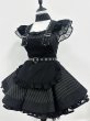 画像1: 黒のシックなエプロン付き可愛いメイド服 ミニ丈ワンピース コスチューム 半袖 フリル カチューシャ付き 蝶結び コスプレ衣装 (1)